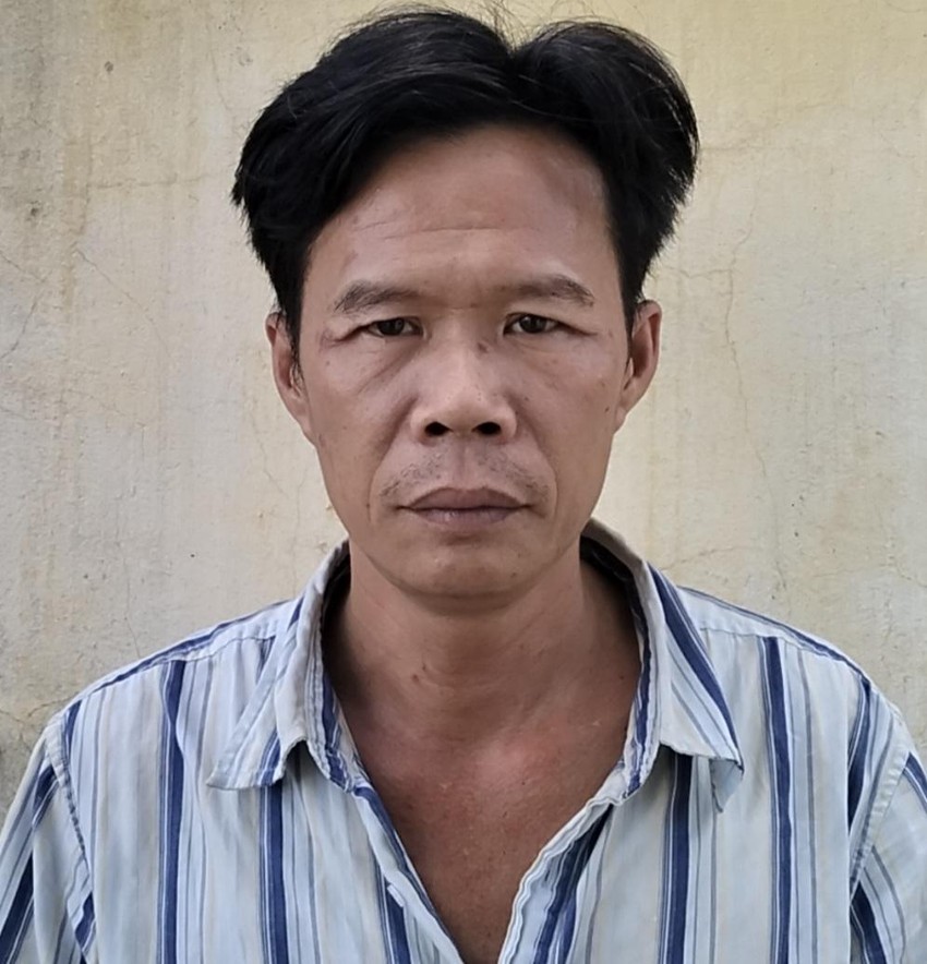 nghi pham sat hai nu chu quan ca phe o long an bi bat dspl nghi pham sat hai nu chu quan ca phe o long an bi bat dspl