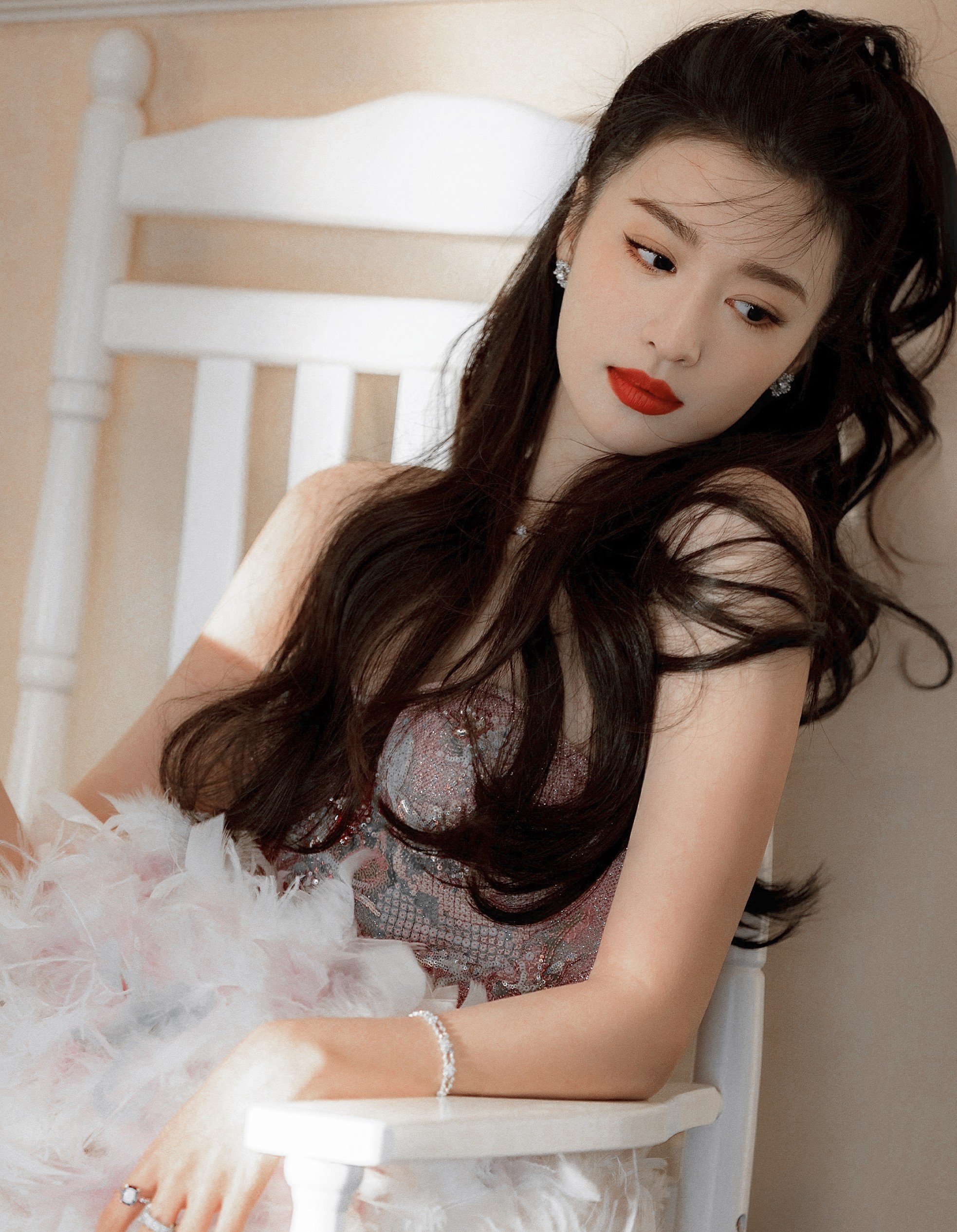 nhan sac than tien ty ty the he moi vuong so nhien dspl 9 nhan sac than tien ty ty the he moi vuong so nhien dspl 9