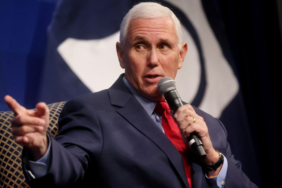 fbi kham nha ong mike pence tim thay them tai lieu mat dspl fbi kham nha ong mike pence tim thay them tai lieu mat dspl