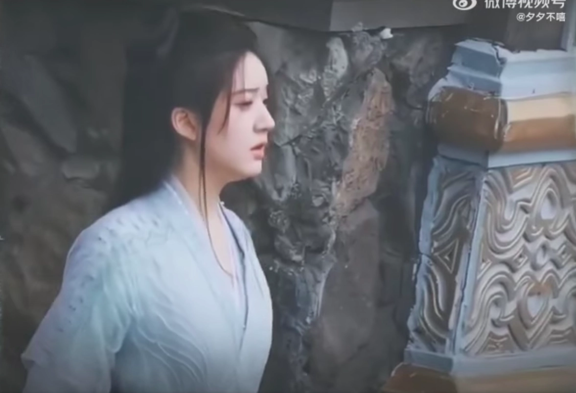 anh chup trom cua trieu lo tu trong than an dspl 2 anh chup trom cua trieu lo tu trong than an dspl 2