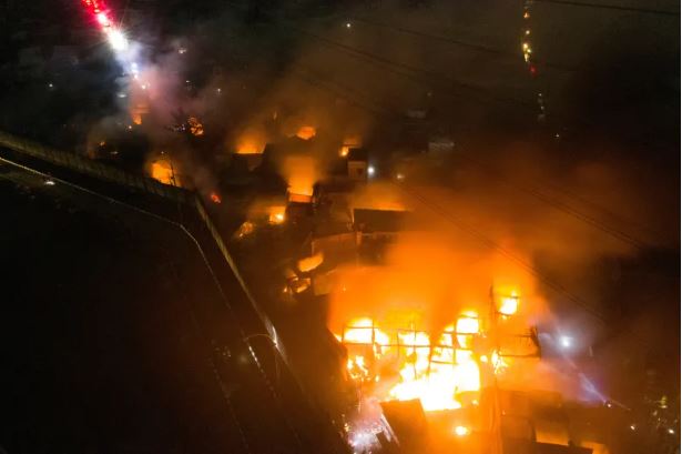 chay kho xang o indonesia it nhat 17 nguoi thiet mang dspl