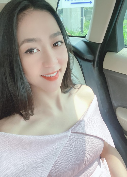 ha thanh xuan my nhan tai hoa cua hai ngoai duoc nghi la vo sap cuoi cua quang le f9d 6423208 ha thanh xuan my nhan tai hoa cua hai ngoai duoc nghi la vo sap cuoi cua quang le f9d 6423208