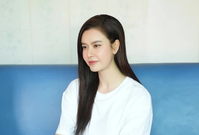 dien vien truong quynh anh ne phuc nguoi phu nu khong ket hon de toan tam cuu mang tre bi bo roi 1 dien vien truong quynh anh ne phuc nguoi phu nu khong ket hon de toan tam cuu mang tre bi bo roi 1