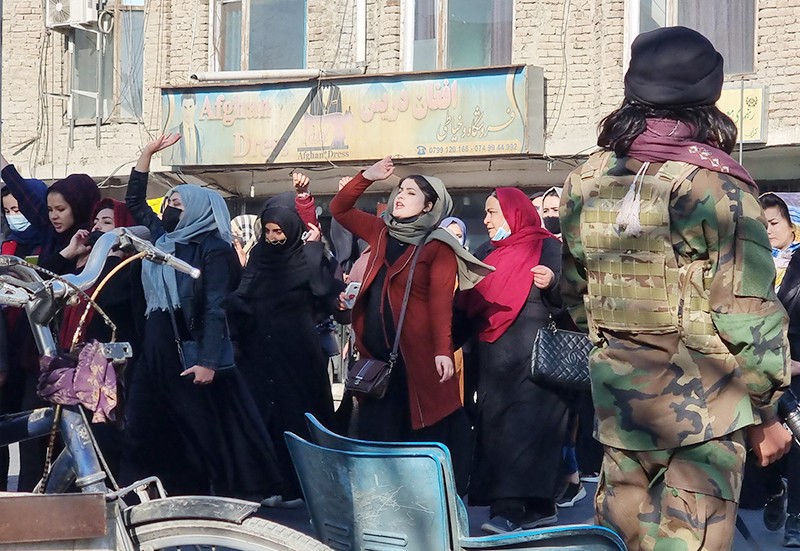 taliban cam phu nu lam viec cho phai bo lien hop quo dspl taliban cam phu nu lam viec cho phai bo lien hop quo dspl