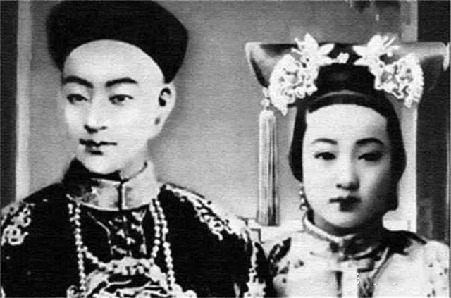 tran phi bi tu hi thai hau nem xuong gieng mieng gieng rat nho lam the nao tran phi co the bi nem xuong9 tran phi bi tu hi thai hau nem xuong gieng mieng gieng rat nho lam the nao tran phi co the bi nem xuong9