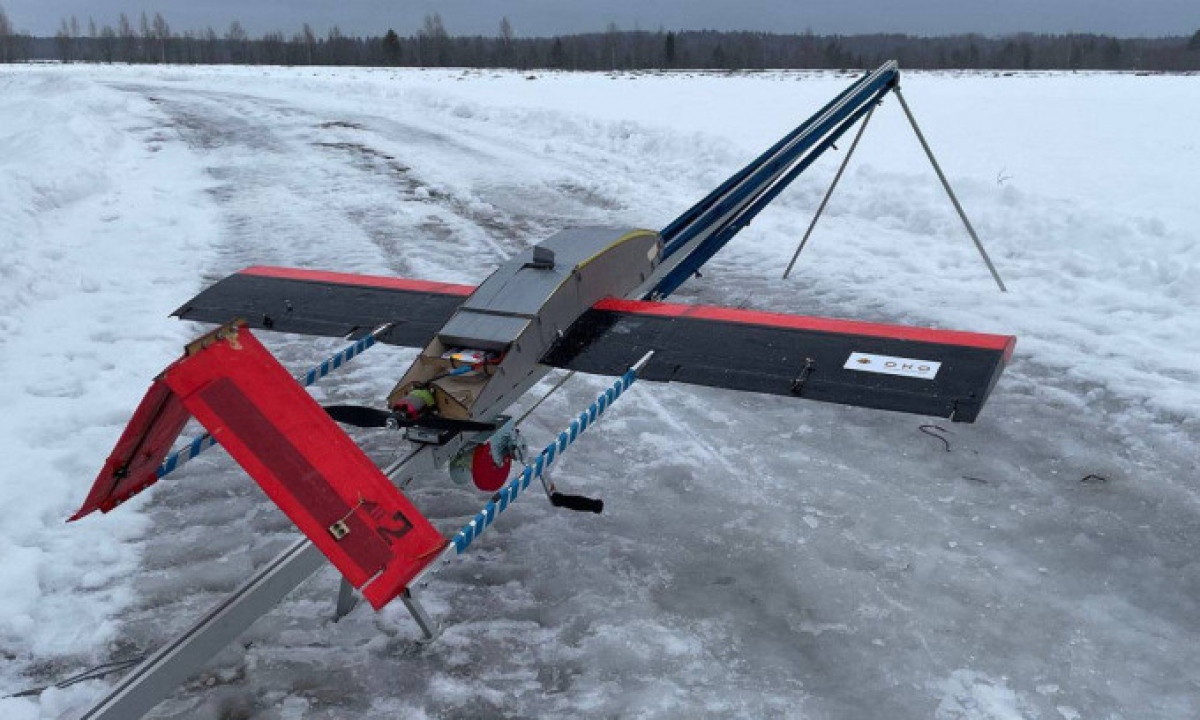 uav tu sat moi trong hoat dong quan su o ukraine 
