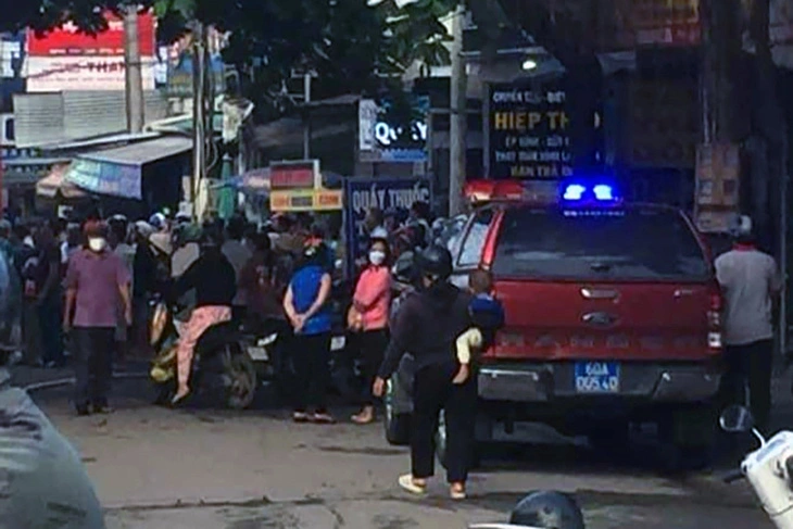khong dong y cham dut tinh cam nguoi dan ong bat ngo tuoi xang tu thieu khong dong y cham dut tinh cam nguoi dan ong bat ngo tuoi xang tu thieu