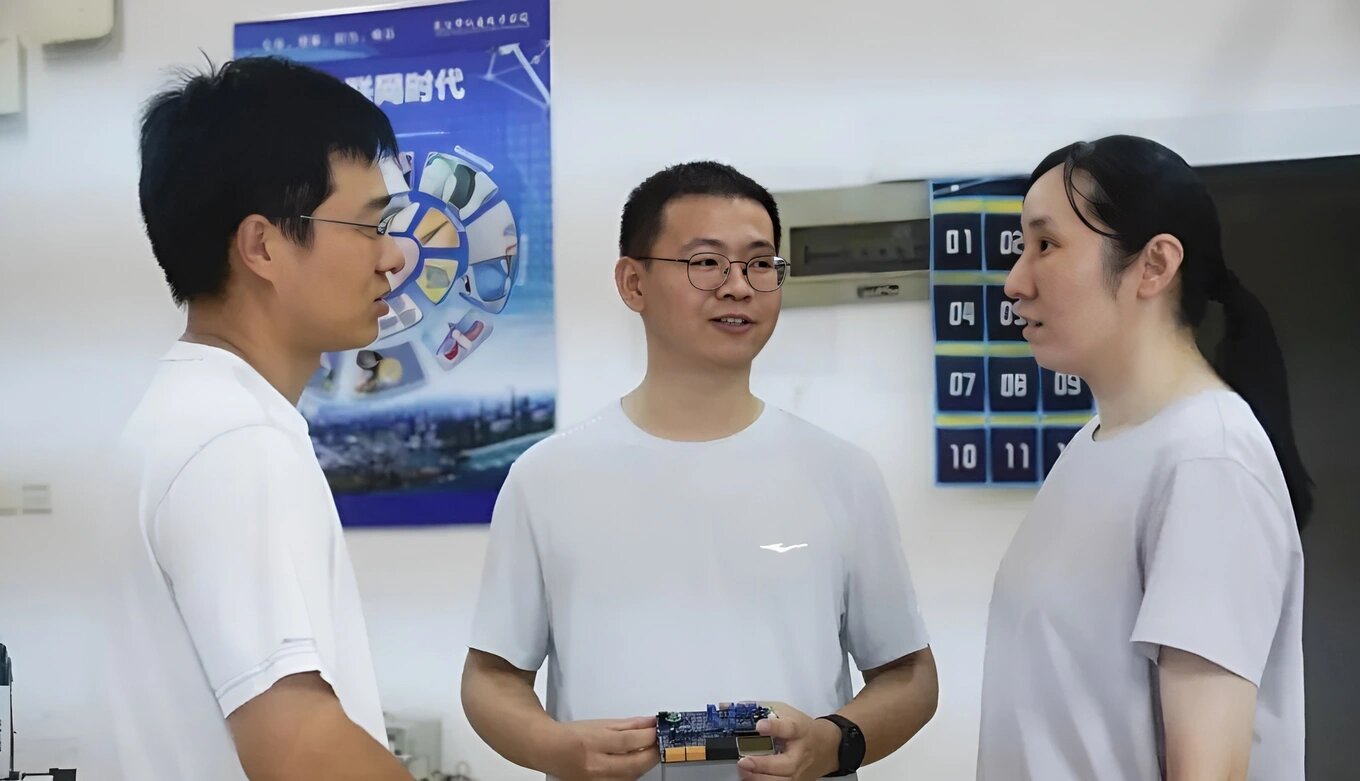 duoc moi lam pho giao su tai mot truong dai hoc chang trai 21 tuoi co cau tra loi gay soc 3