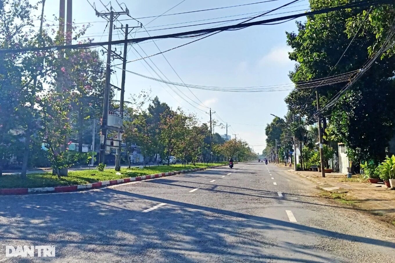 hoc sinh lop 9 va 11 hen danh nhau ngoai truong hoc o bac lieu mot em bi danh den chay mau hoc sinh lop 9 va 11 hen danh nhau ngoai truong hoc o bac lieu mot em bi danh den chay mau
