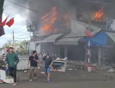 chay cua hang tien loi o trung tam tp bao loc nguoi dan hoang loan 6 chay cua hang tien loi o trung tam tp bao loc nguoi dan hoang loan 6