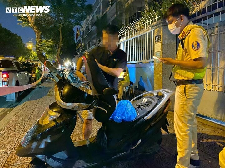 bi phat kich khung tai xe vi pham nong do con o tp hcm phat 7 trieu thi toi khong dong phat bo luon xe bi phat kich khung tai xe vi pham nong do con o tp hcm phat 7 trieu thi toi khong dong phat bo luon xe