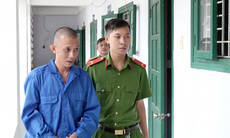 can tien mua ma tuy nam thanh nien thue nguoi chay xe om lam cha ruot de lua dao can tien mua ma tuy nam thanh nien thue nguoi chay xe om lam cha ruot de lua dao
