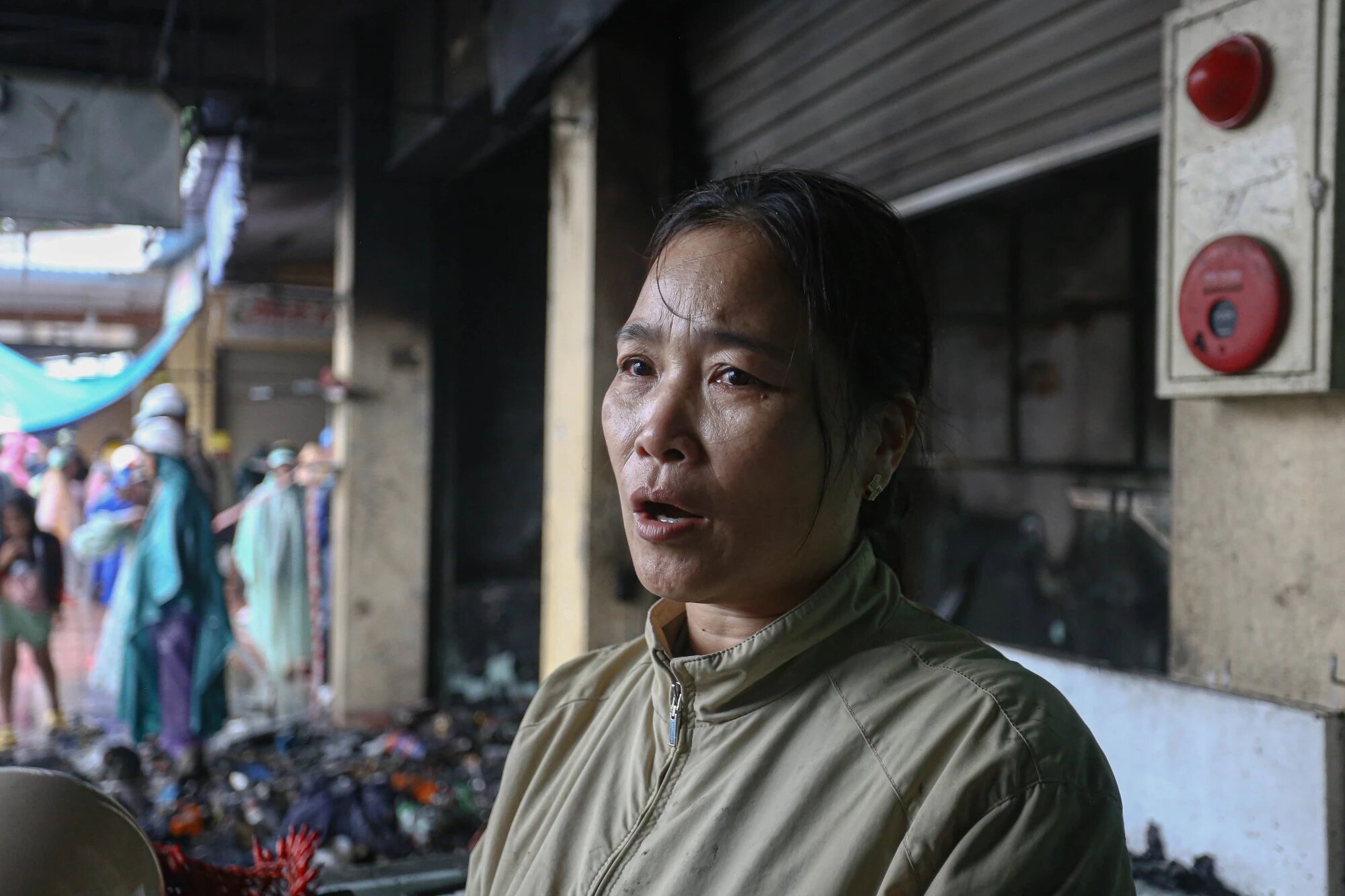 xot long vu chay lon thieu rui tai san tien ty nuoc mat tieu thuong quen chay trong mua 