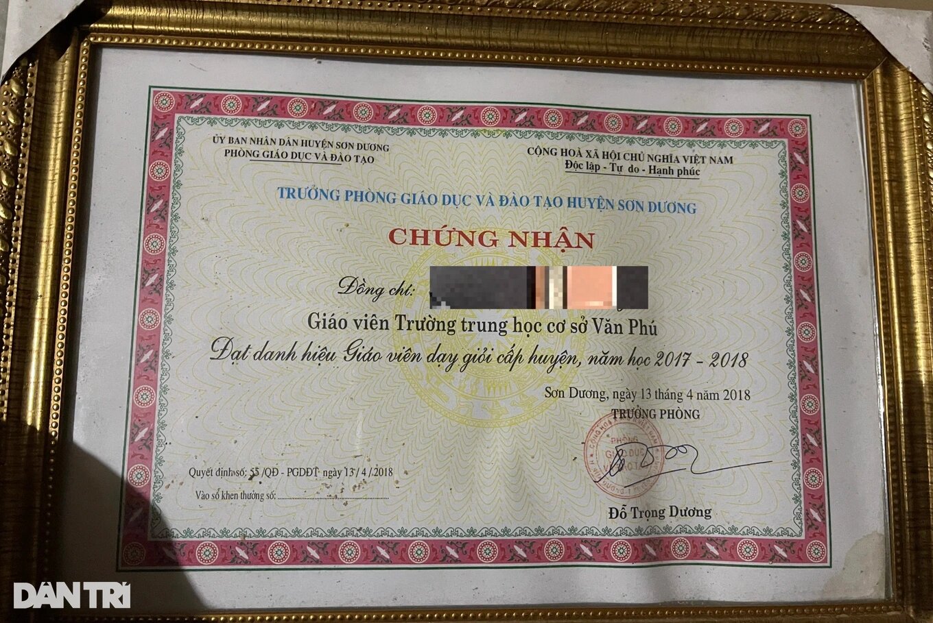 co giao bi nhom hoc sinh xuc pham hanh hung toi mat an mat ngu tram cam nguoi sut vai can 2