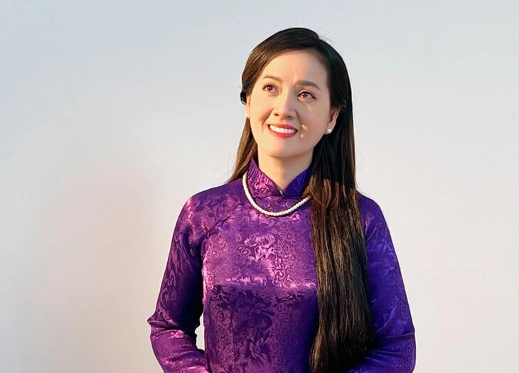 hong loan con gai co nsut vu linh livestream xin loi va xin rut vai hong loan con gai co nsut vu linh livestream xin loi va xin rut vai