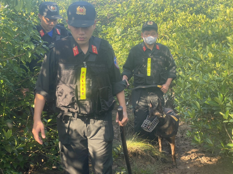 huy dong cho nghiep vu truy bat 2 pham nhan bo tron khoi trai giam o ha tinh 2
