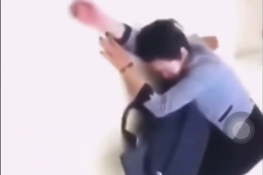 phu huynh hoc sinh xuc pham hanh hung giao vien o tuyen quang toi khong benh con 2