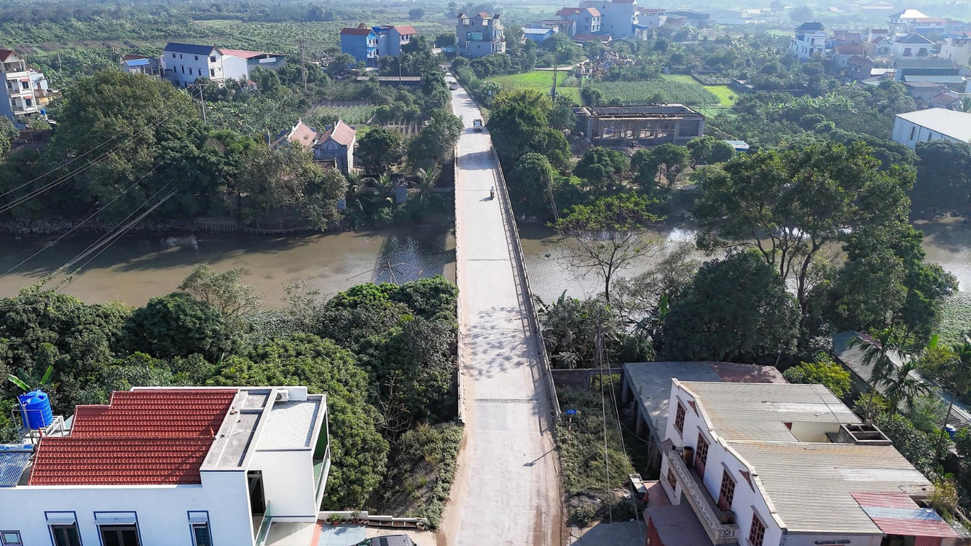 hien truong vu 3 bo con tu vong tren song o hung yen 1