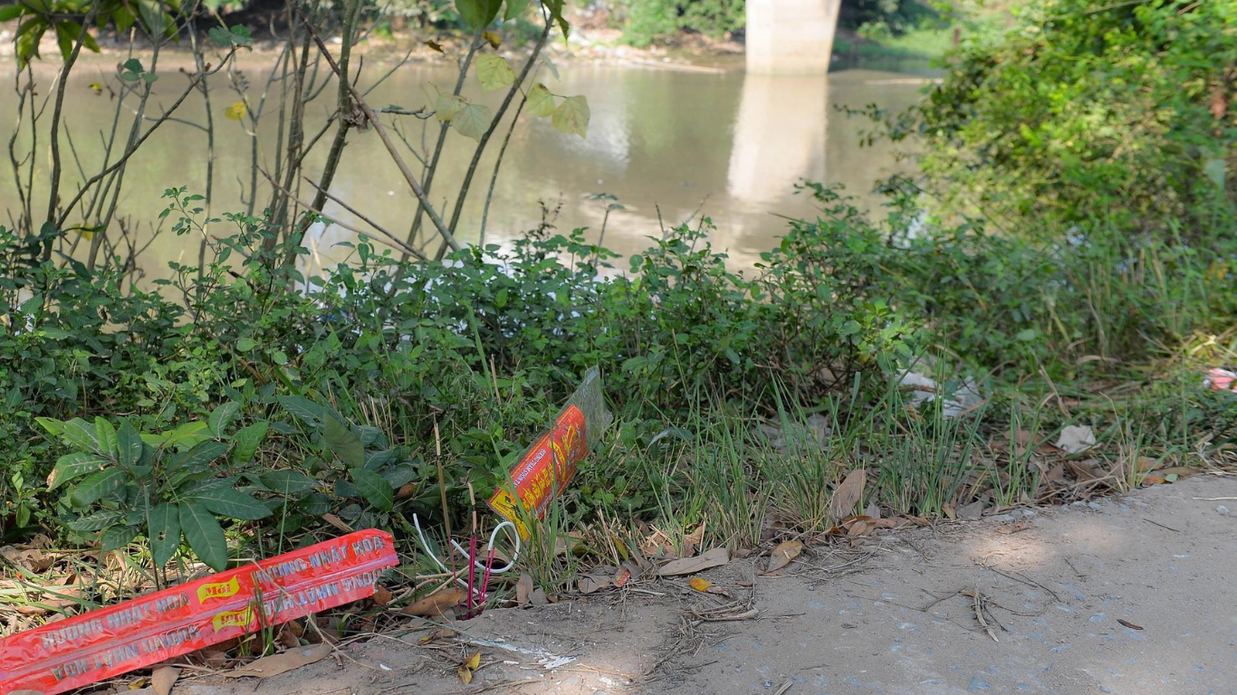 hien truong vu 3 bo con tu vong tren song o hung yen 4