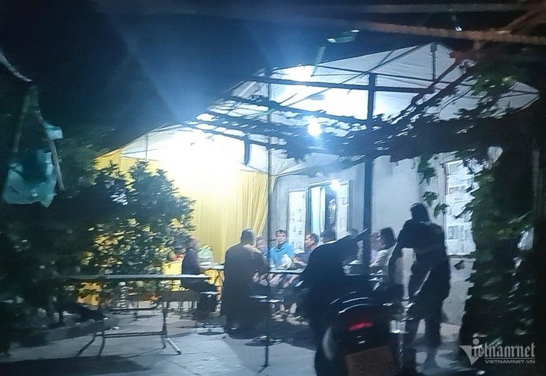 khong khi tang thuong bao trum ngoi nha nho sau cai chet 3 bo con tren song o hung yen 1