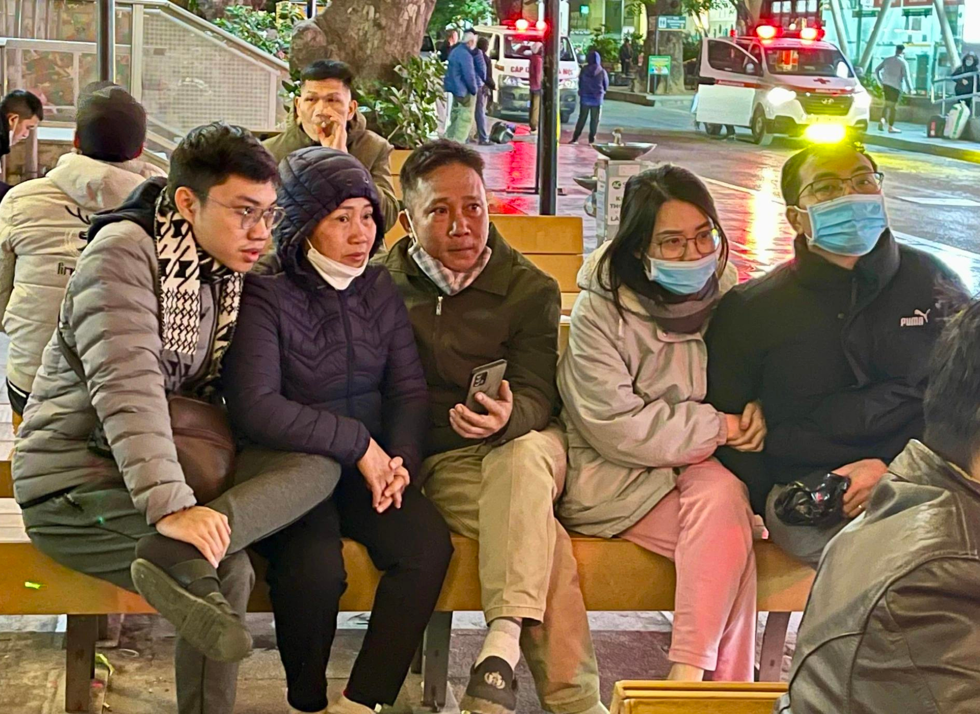 xot xa canh man troi chieu dat trong tiet troi gia buot cua nguoi nha benh nhan 16