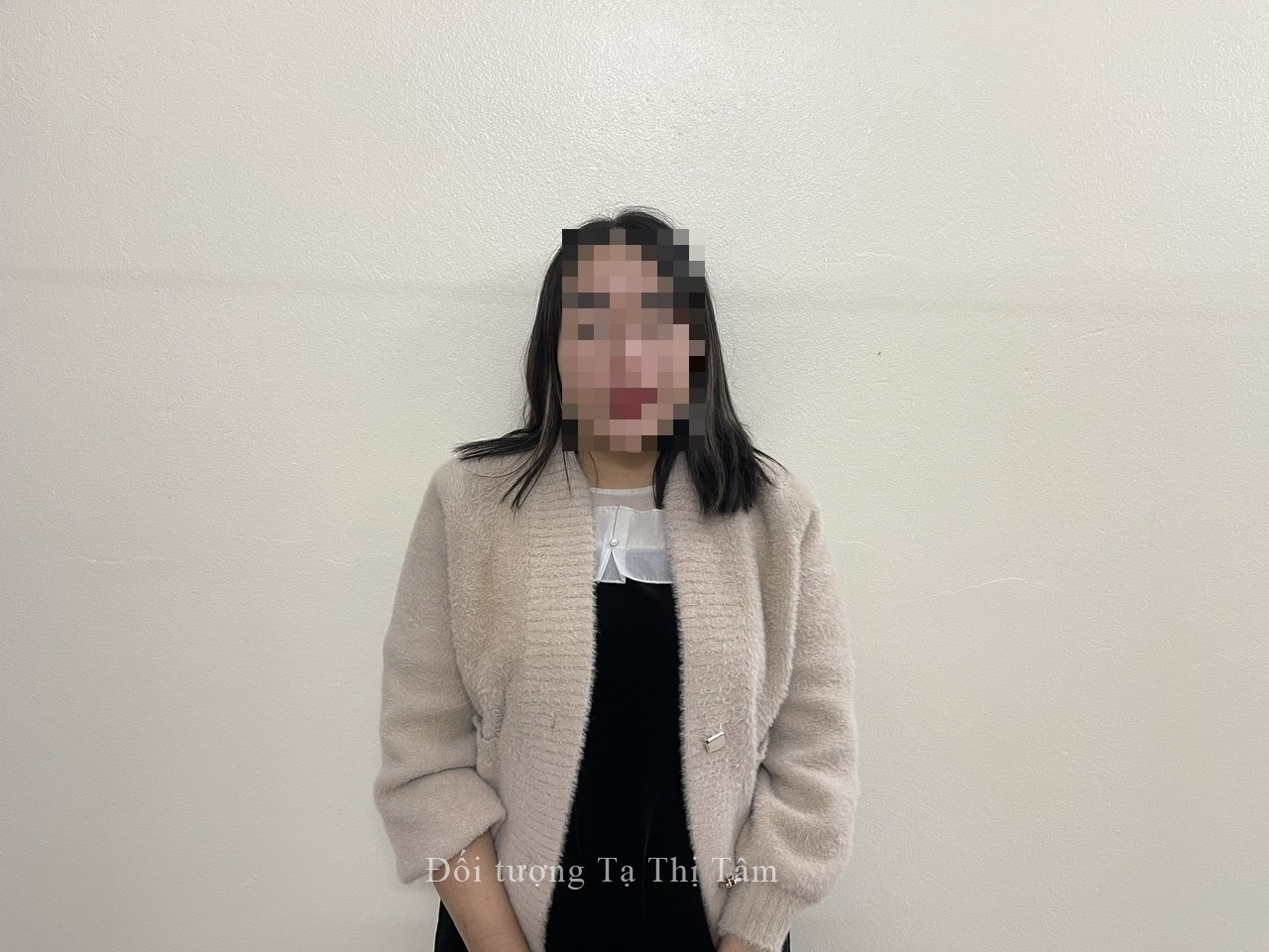 tam giu tu ba nuoi nhan vien nu trong nha de ban dam tam giu tu ba nuoi nhan vien nu trong nha de ban dam