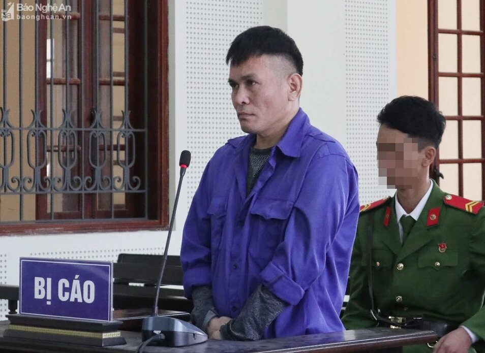 soc voi loi tu thu cua ong bo o nghe an ve lo hang cam duoc nguy trang trong loa 2