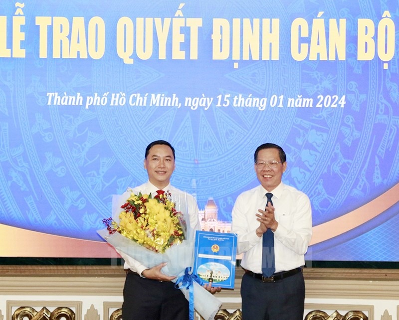 ong mai huu quyet giu chuc vu pho chu tich ubnd tp thu duc