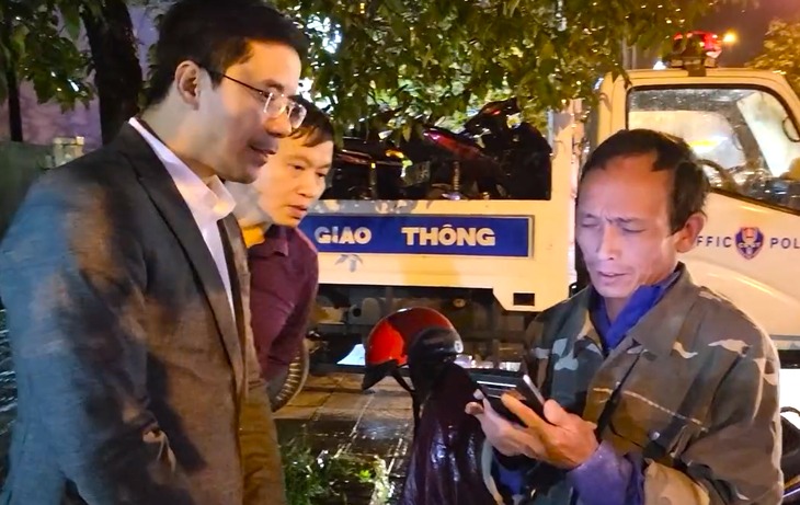 chi dao dac cach cho nguoi tho xay khong thoi nong do con giam doc cong an noi gi chi dao dac cach cho nguoi tho xay khong thoi nong do con giam doc cong an noi gi