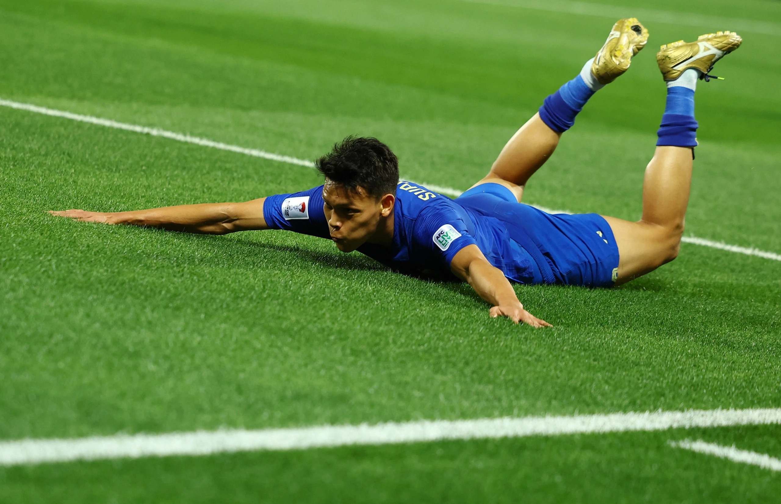 doi tuyen thai lan thang tran bunmathan van bi chi trich vi danh vao mat doi thu 2 doi tuyen thai lan thang tran bunmathan van bi chi trich vi danh vao mat doi thu 2