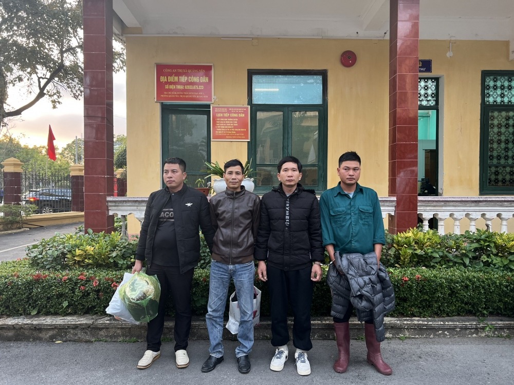bat nhom doi tuong de doa thu to cua nguoi nuoi hau o quang ninh