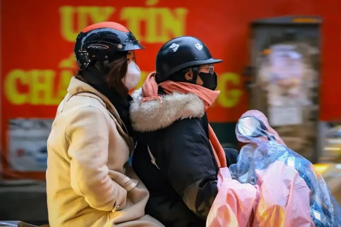 mua ret dinh diem nguoi dan thu do chat vat nhich tung met toi cong so 18