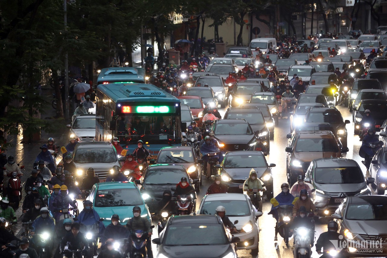 mua ret dinh diem nguoi dan thu do chat vat nhich tung met toi cong so 6