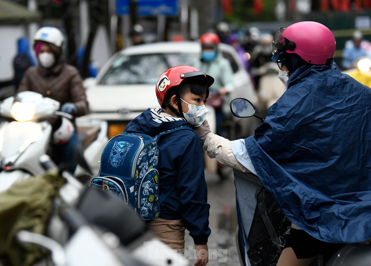 mua ret dinh diem nguoi dan thu do chat vat nhich tung met toi cong so 9