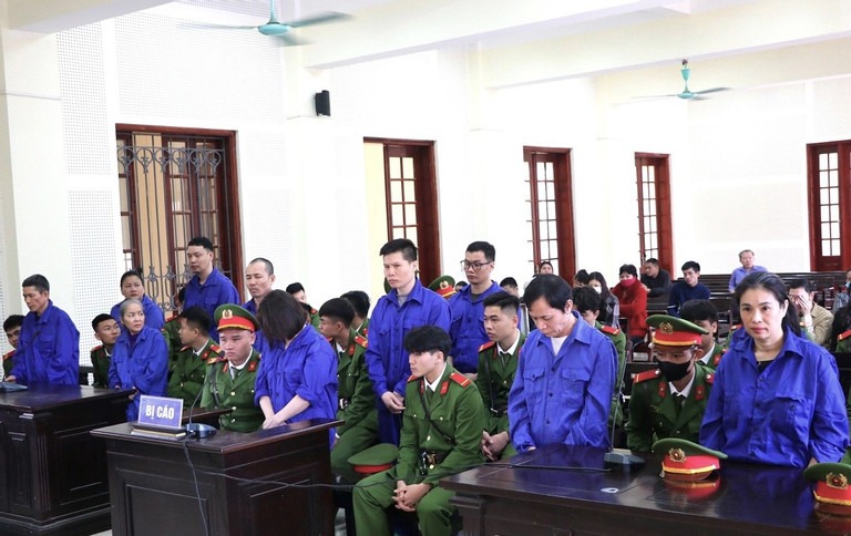 tuyen an tu hinh 9 bi cao trong duong day mua ban hon 1 ta ma tuy nguoi than oa khoc 1 tuyen an tu hinh 9 bi cao trong duong day mua ban hon 1 ta ma tuy nguoi than oa khoc 1