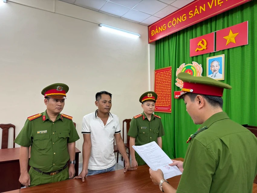 vu phu phep gan 4 000 xe gian thanh xe moi ra thi truong truy na chu cua hang sua xe phat dat 3