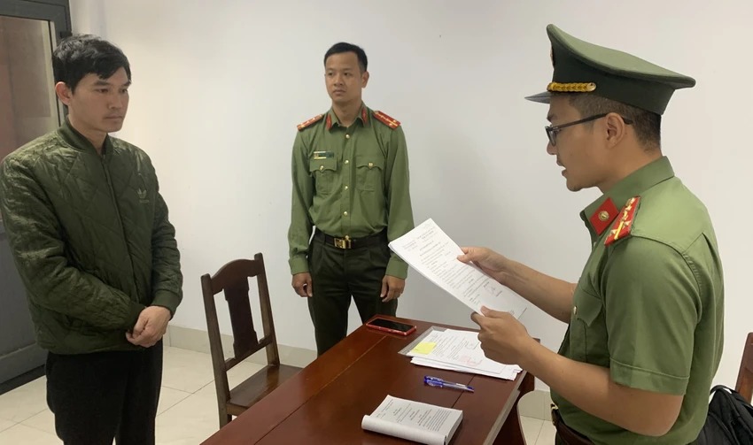 khoi to 2 bi can trong duong day mua ban nguoi doi lot moi gioi lao dong di dubai khoi to 2 bi can trong duong day mua ban nguoi doi lot moi gioi lao dong di dubai