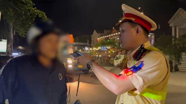 mot pho bi thu phuong can bo ban quan ly khu kinh te o binh dinh dinh nong do con kich khung