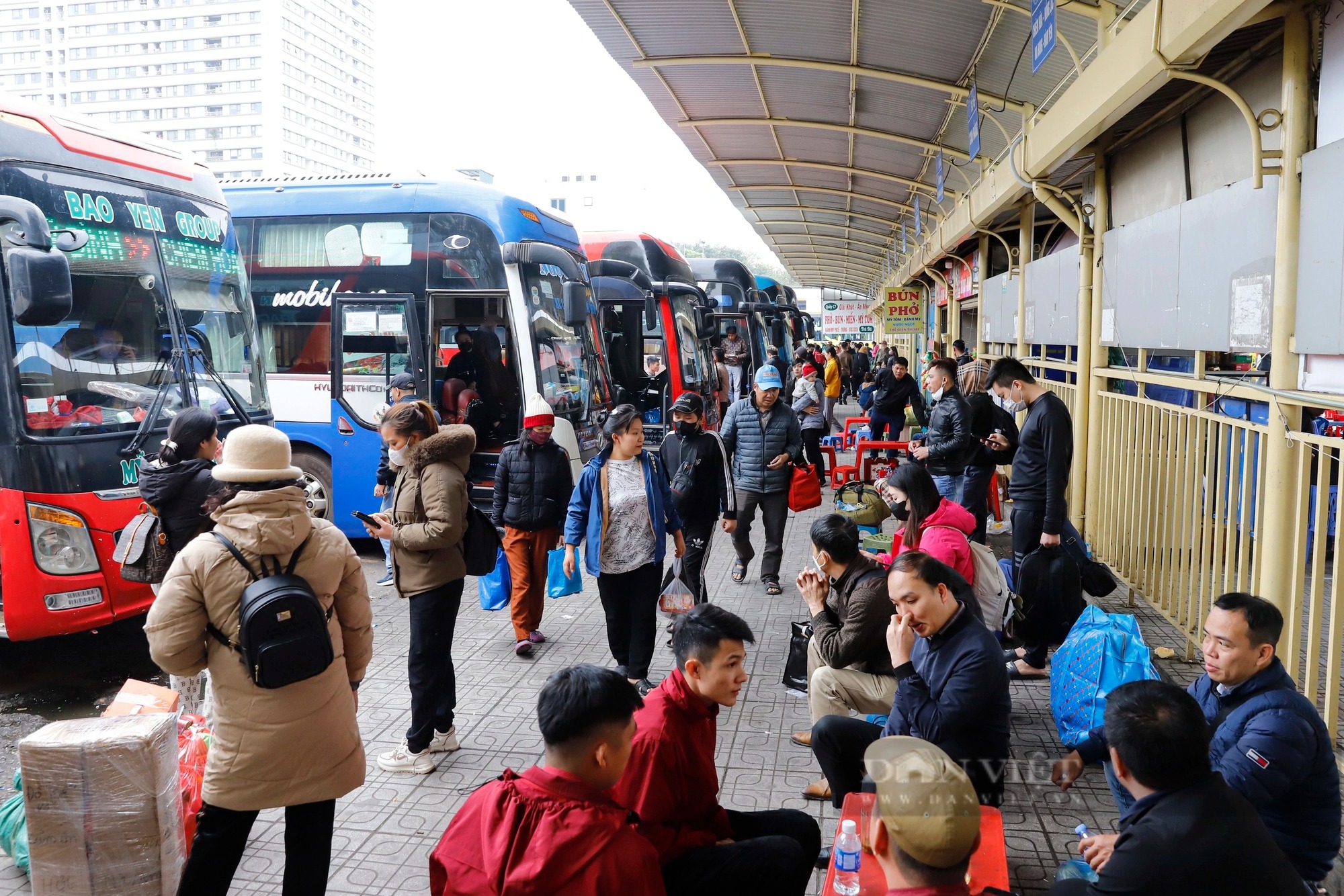 hiem thay o ha noi 28 tet ben xe diu hiu duong pho thong thoang 16