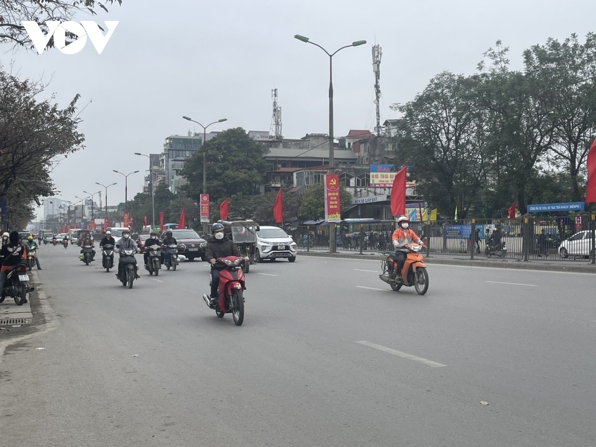 hiem thay o ha noi 28 tet ben xe diu hiu duong pho thong thoang 2