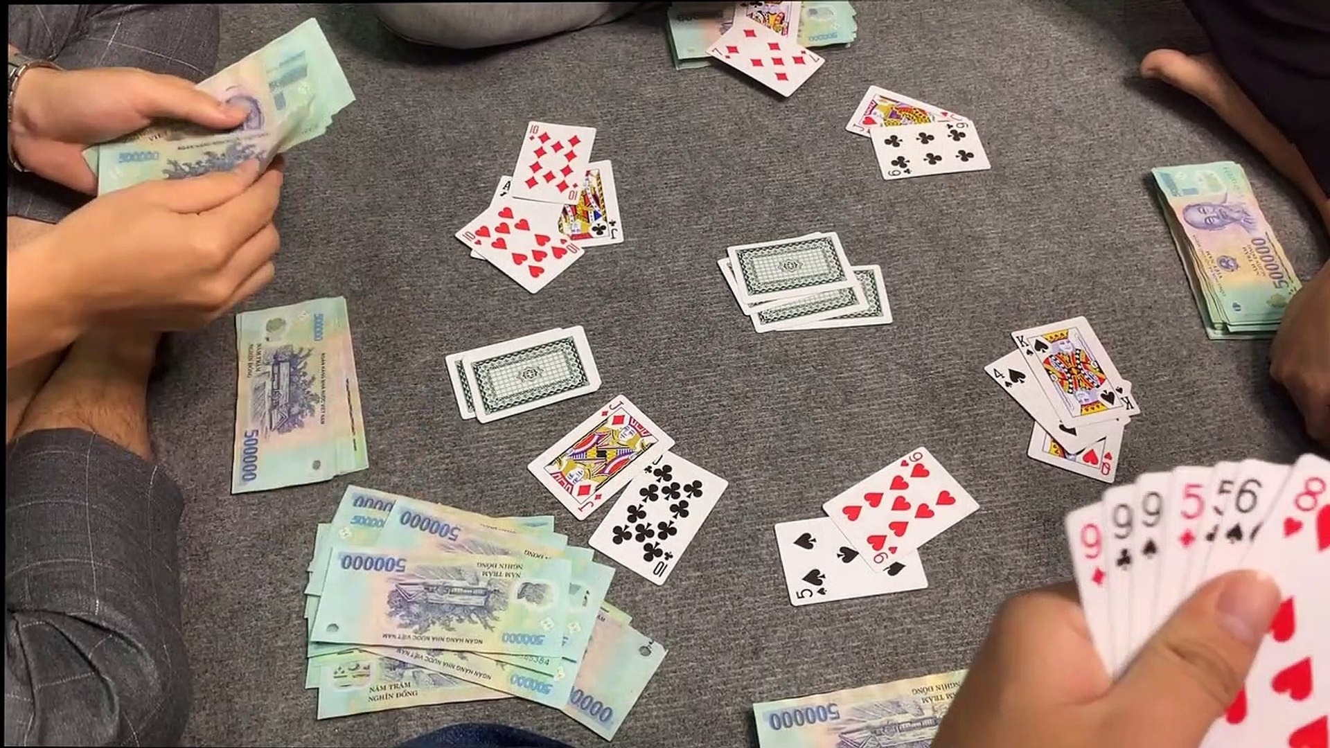 danh bac ngay tet de giai tri co bi phat khong