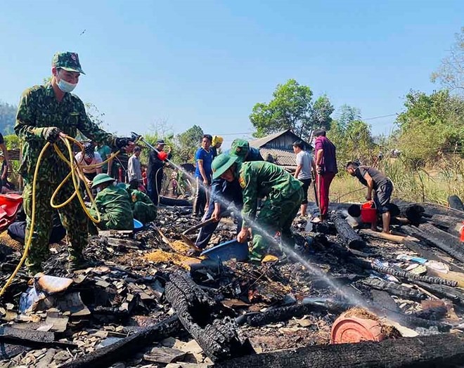 chay ngoi nha san 5 gian tai dien bien mot nguoi bi thuong