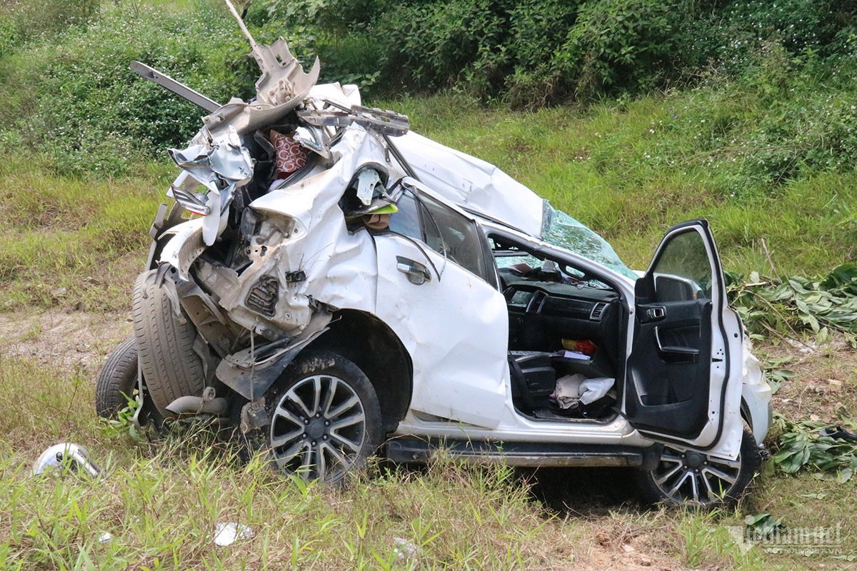 sau vu tai nan tren cao toc cam lo la son kien nghi lap camera giam sat ngan tai xe vuot au sau vu tai nan tren cao toc cam lo la son kien nghi lap camera giam sat ngan tai xe vuot au
