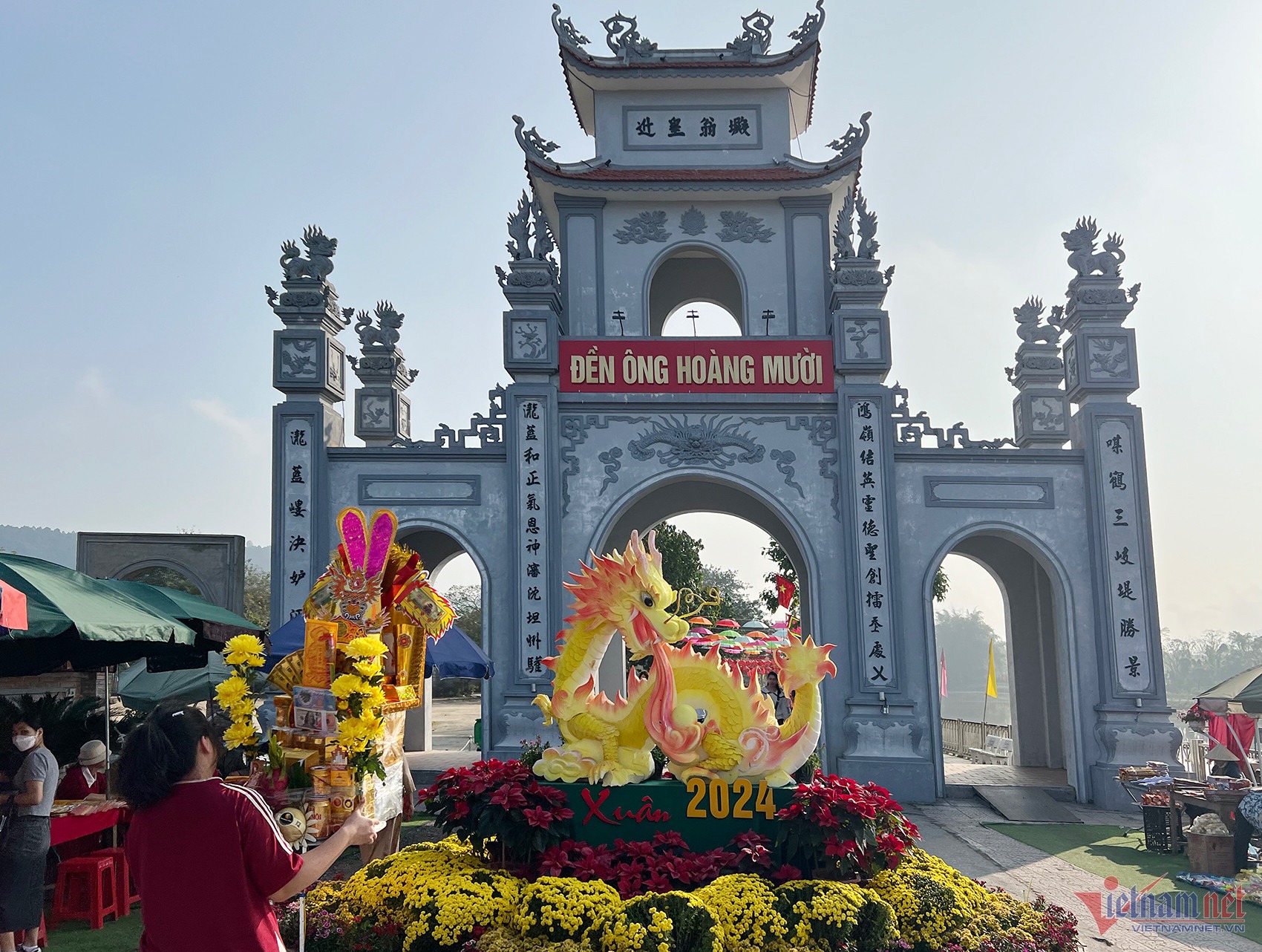 vu nghi bien thu tien cong duc o den ong hoang muoi tam dinh chi 2 nguoi vu nghi bien thu tien cong duc o den ong hoang muoi tam dinh chi 2 nguoi