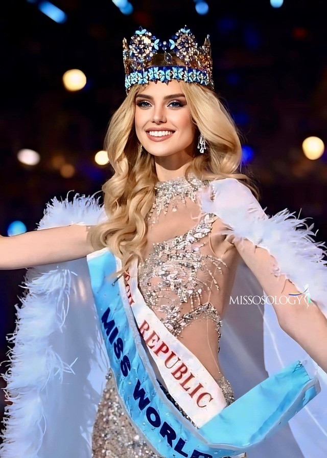 nguoi dep cong hoa sec dang quang hoa hau the gioi 2024 viet nam lot top 40 1 nguoi dep cong hoa sec dang quang hoa hau the gioi 2024 viet nam lot top 40 1