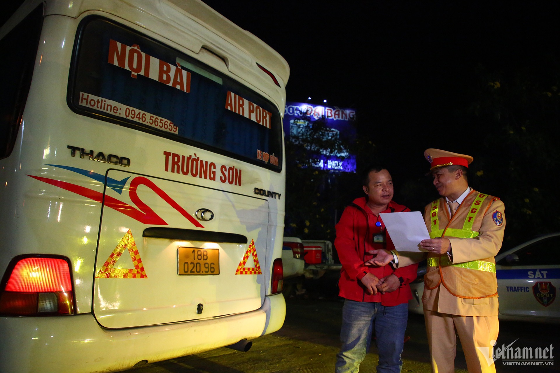 csgt xuyen dem huong dan tai xe cach xu ly su co tren cao toc va dan phan quang cho xe 6 csgt xuyen dem huong dan tai xe cach xu ly su co tren cao toc va dan phan quang cho xe 6