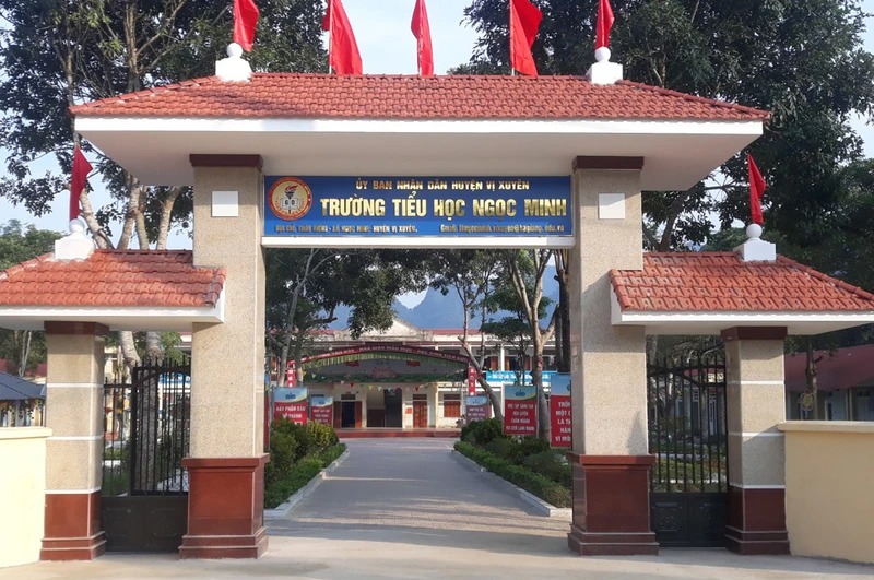 tinh tiet la vu hoc sinh lop 2 nghi bi giao vien chu nhiem danh phu ne vung dau tinh tiet la vu hoc sinh lop 2 nghi bi giao vien chu nhiem danh phu ne vung dau