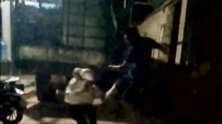 vu xon xao clip bo chong danh duoi con dau nguoi bo chong noi gi