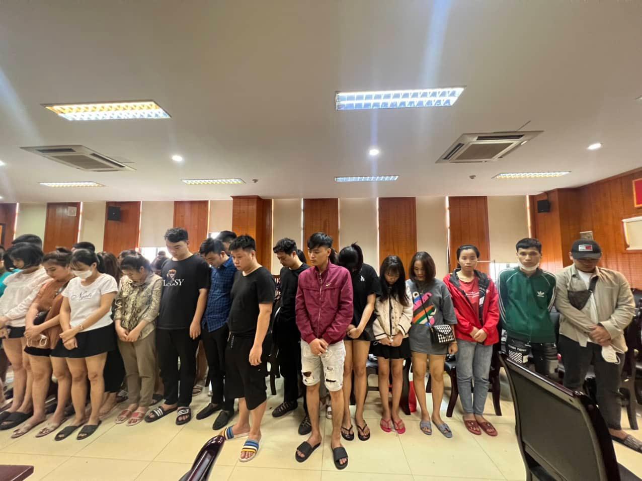 khoi to 26 doi tuong trong duong day tin dung den chuyen doi no bang anh nong khoi to 26 doi tuong trong duong day tin dung den chuyen doi no bang anh nong