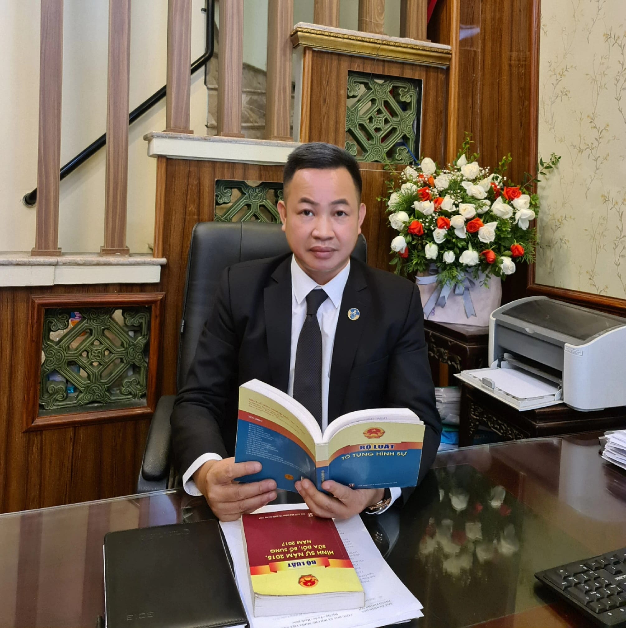 nghi pham giet nguoi roi tu sat bat thanh tren pho hang bai doi mat an tu hinh1 nghi pham giet nguoi roi tu sat bat thanh tren pho hang bai doi mat an tu hinh1